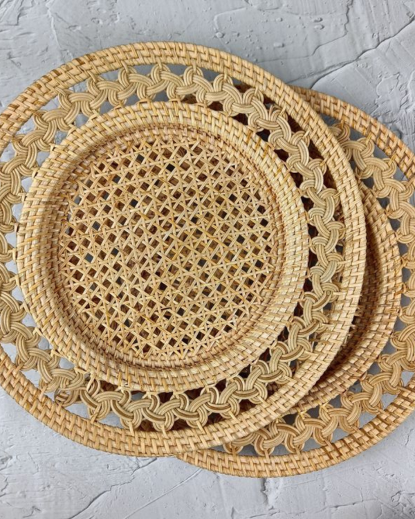 12 Custom Rattan Plates: Your Global B2B Distributor in Indonesia