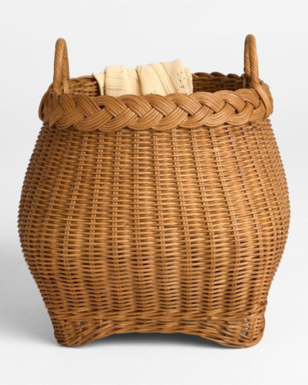 16 Premium Custom Rattan Baskets: Your Reliable B2B Distributor in Indonesia