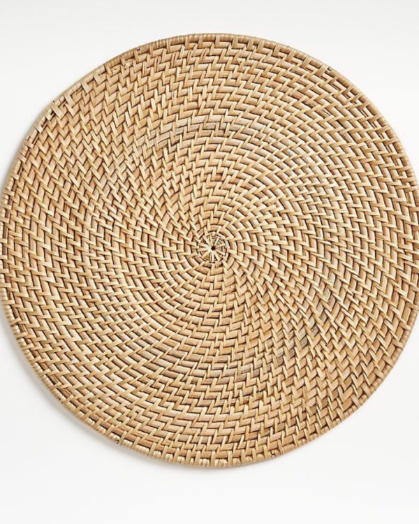 9 Custom Rattan Plates: Your Global B2B Distributor in Indonesia